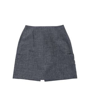 Bentley Women’s Skirt Size 8 Gray in Color